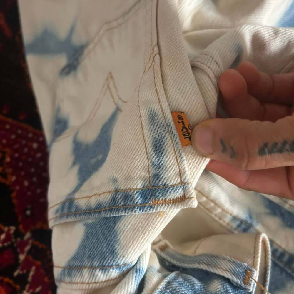 Levi's Women's Pink and Blue Jeans - Picture 8 of 8